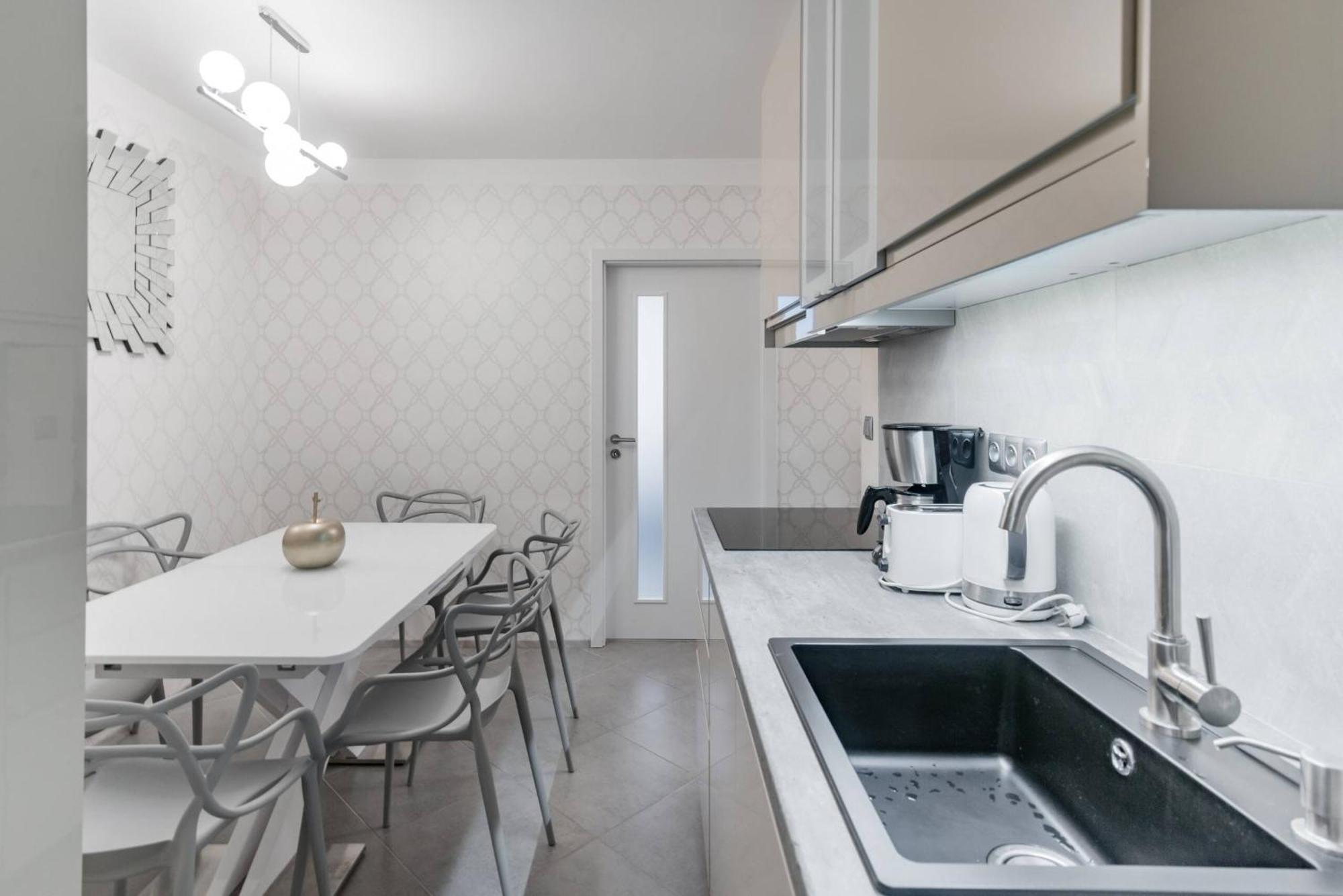 Pastel Art Deco 3Bdr Ruterra Apt Praag Buitenkant foto